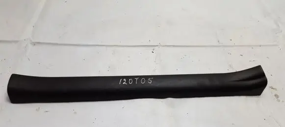 Toyota Corolla Verso AR10 Front sill trim cover 679130F010