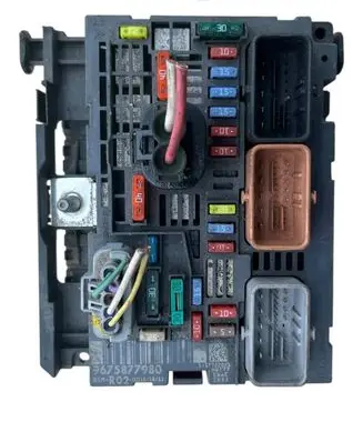 Peugeot 3008 I Fuse box set 9675877980