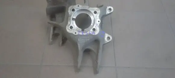Tesla Model X Rear wheel hub spindle/knuckle 104250600A 112071 105853900A