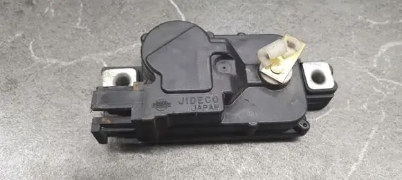 Nissan Qashqai Tailgate boot lock/latch motor 