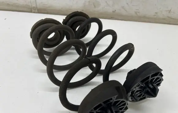 Audi A4 S4 B9 Rear coil spring