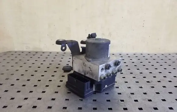 Ford Mondeo MK IV ABS Pump CG912C405CC