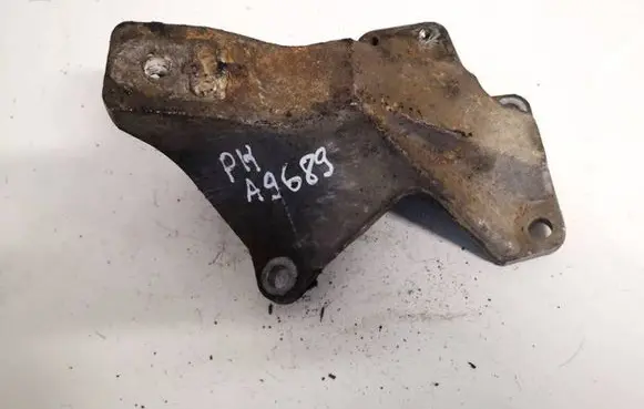 Audi A6 S6 C4 4A Engine mounting bracket 4a0399113d