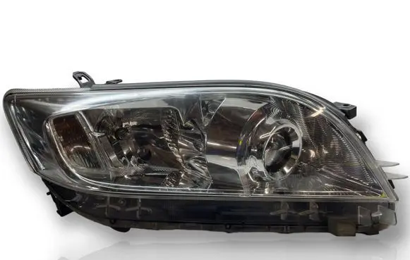 Toyota RAV 4 (XA30) Headlight/headlamp 8113042501 E1312821