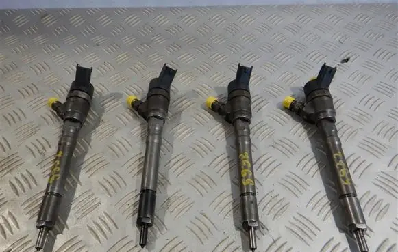 Hyundai Elantra VII Fuel injectors set 3380027010