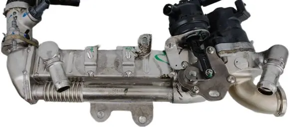 Jaguar XE EGR valve cooler K6D39U438AD