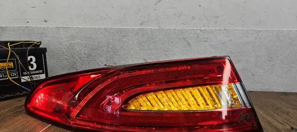 Rear/tail lights