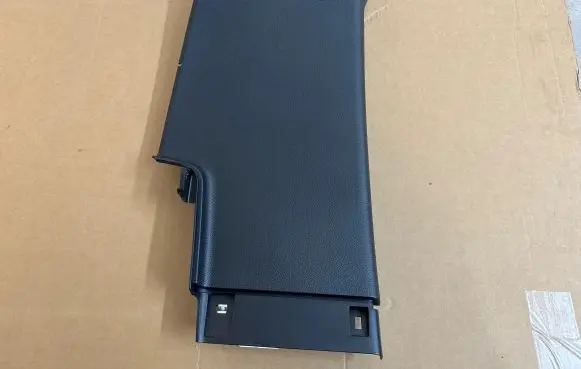 Volkswagen Amarok II (D)pillar trim (top) N1VBE31003A GB9BA