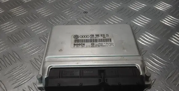 Audi A6 S6 C5 4B Engine control unit/module 4B0906018CG 0261207215