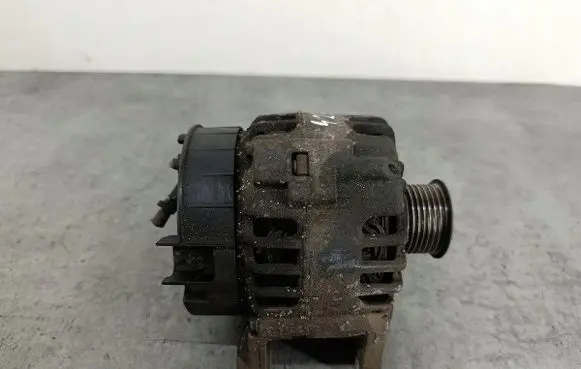 Renault Megane II Generator/alternator 8200410674SG12B092