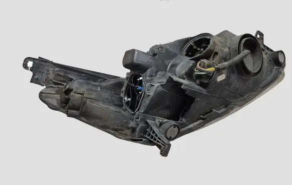 Ford C-MAX II Headlight/headlamp AM5113W030AE 89502246