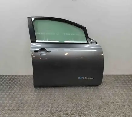 Nissan Leaf I (ZE0) Front door H01523NAMA