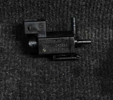 BMW 5 E60 E61 Turbo solenoid valve 72234100 1742712