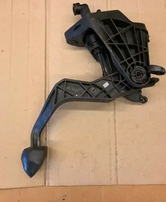 Clutch pedal