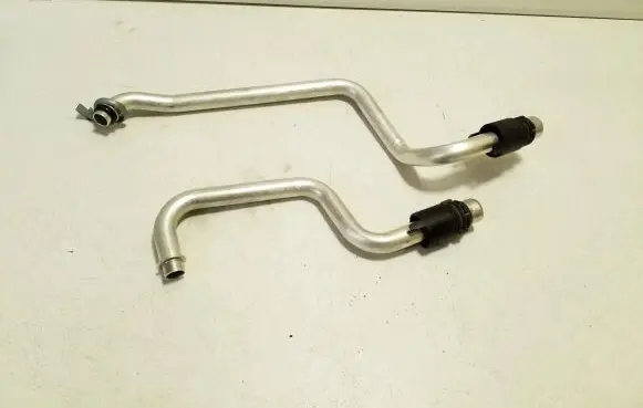 Volkswagen Tiguan Heater radiator pipe/hose 