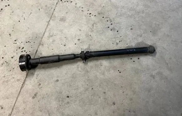 BMW X3 G01 Rear driveshaft/prop shaft 8680379
