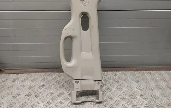 Dodge RAM (B) pillar trim (top) 61868W