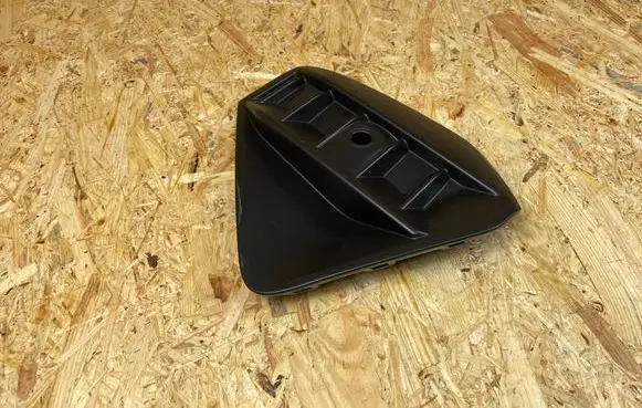 Front bumper lower grill