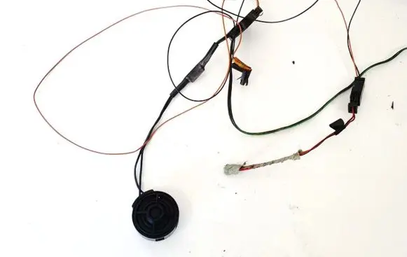 Audi A3 S3 8L Front door speaker 8l0036399