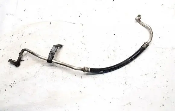 Subaru Outback Air conditioning (A/C) pipe/hose