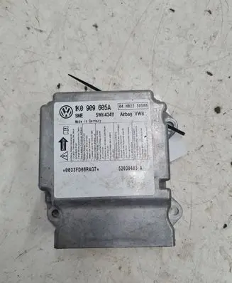 Volkswagen Golf V Airbag control unit/module 1J0907655A