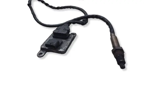 Mercedes-Benz E W212 Lambda probe sensor A0009051612