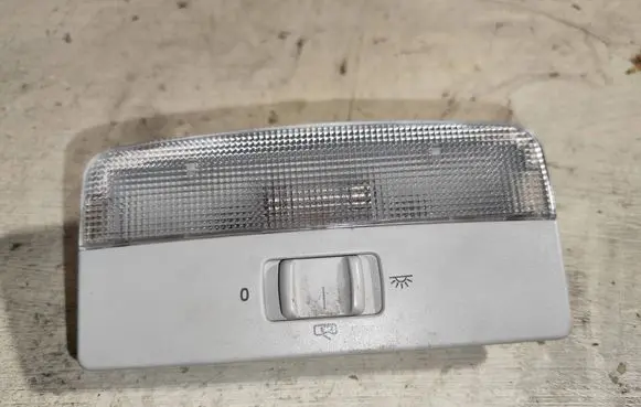 Volkswagen Polo IV 9N3 Front seat light 6q0947105