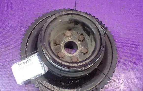 BMW 5 E39 Crankshaft pulley 1735358