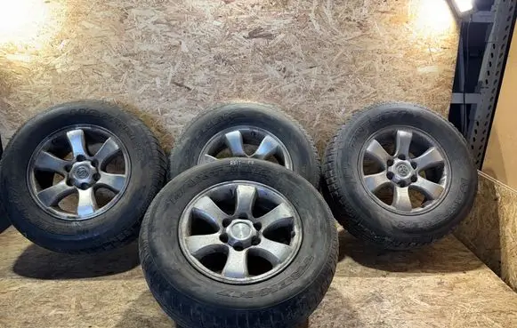 Toyota Land Cruiser (J120) R17 alloy rim 
