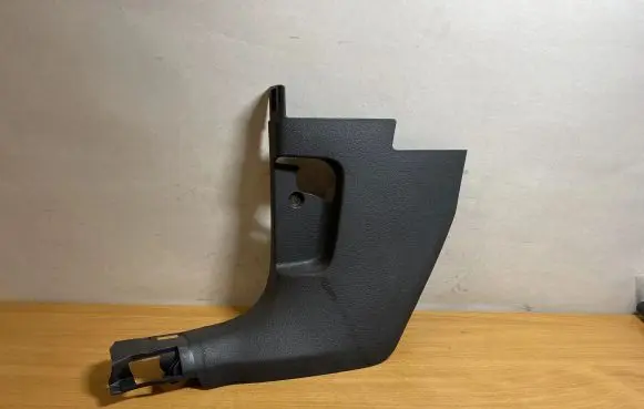 Volkswagen Golf VII (A) pillar trim 5G1863483A C3686