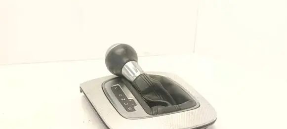 Audi Q3 8U Gear shifter surround trim plastic 8P1713463A