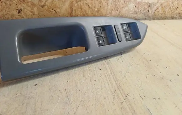 Volkswagen Touran I Electric window control switch 1K4959857B 022801S