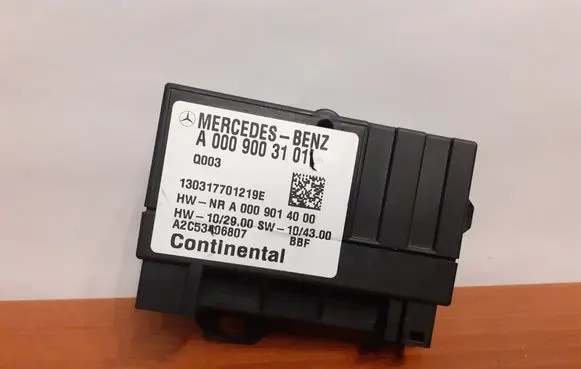 Mercedes-Benz Sprinter W906 Fuel injection pump control unit/module A0009003101 9776