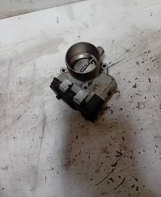 Volkswagen Golf VII Throttle valve 03F133062Q