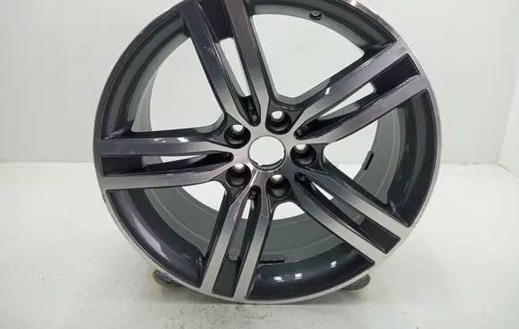 BMW 5 G30 G31 G38 R18 alloy rim 6894842