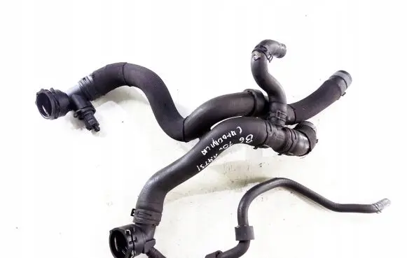 Volkswagen PASSAT B6 Engine coolant pipe/hose 1k0121049ca