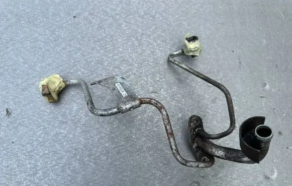 Nissan Patrol Y61 Turbo turbocharger oiling pipe/hose 15197VB300