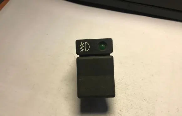 Fog light switch
