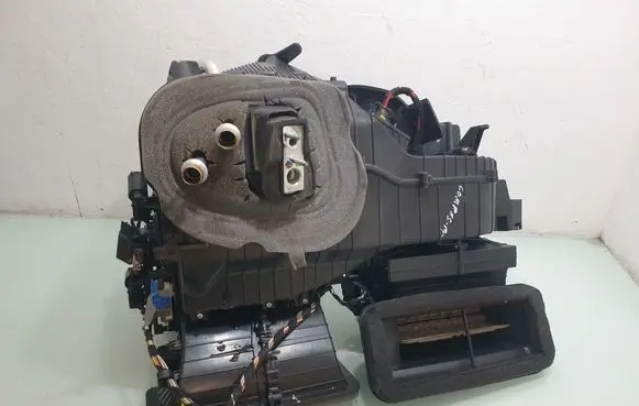 Jeep Compass Interior heater climate box assembly P68245110AF AA4432708816