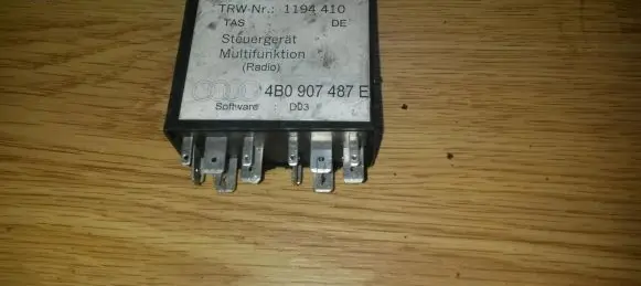 Audi A4 S4 B5 8D Other relay 4b0907487e