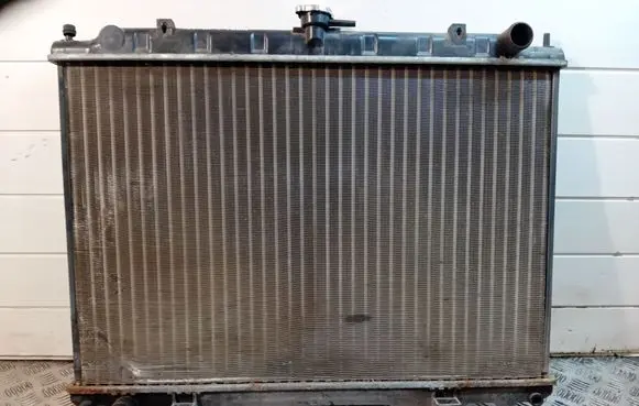 Nissan X-Trail T30 Coolant radiator
