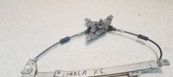 Rear door manual window regulator