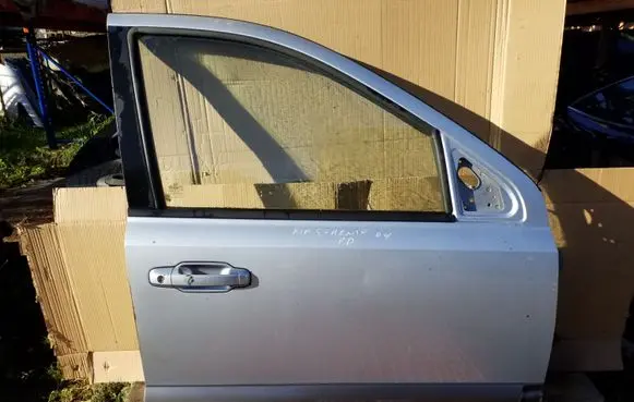 KIA Sorento Front door OEM