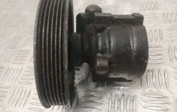 Opel Tigra A Power steering pump