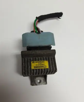Renault Scenic III - Grand scenic III Glow plug pre-heat relay 8200859243