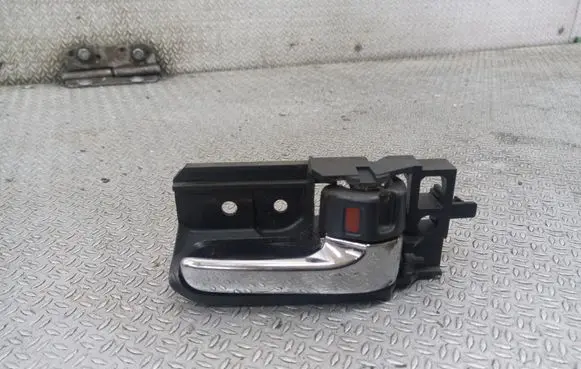 Toyota Avensis T250 Front door interior handle 50594A2