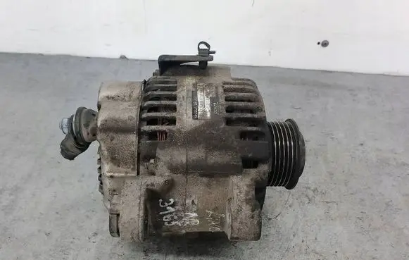 KIA Carens II Generator/alternator 37300-25301DENSO