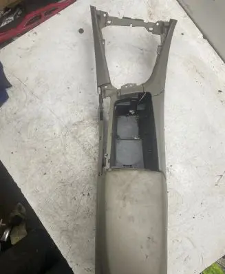 Volvo S60 Center console 9177736