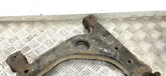 Opel Astra H Front lower control arm/wishbone