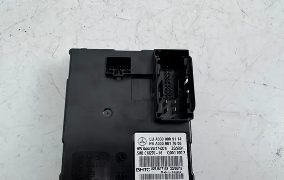 Mercedes-Benz E W213 Air conditioner control unit module A0009009114 A0009017606 5HB01327016